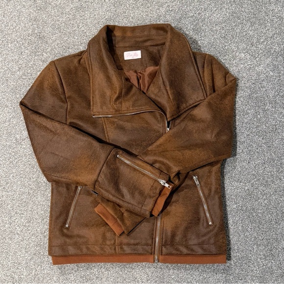 Pink Lily Cropped Brown Faux Leather Moto Jacket - Picture 3 of 5